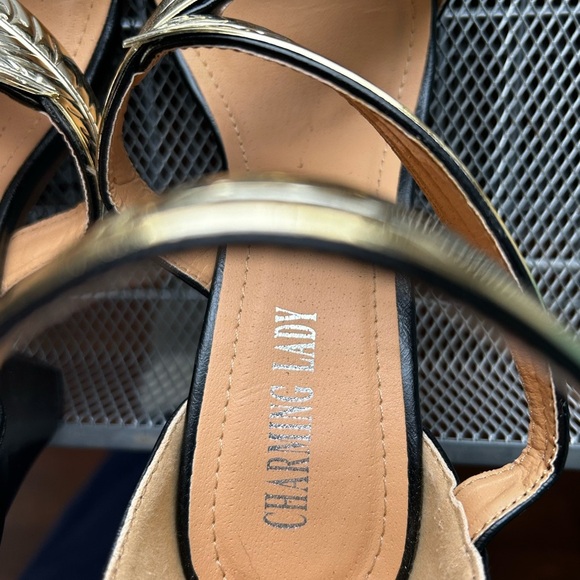Size 8 Gold and black Charming Lady heels - Picture 5 of 11